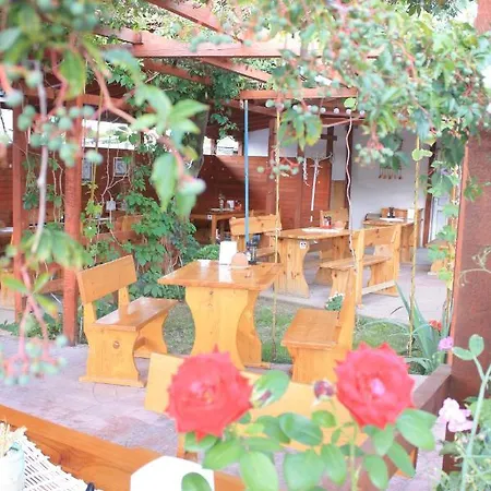 Alba Family Club 酒店