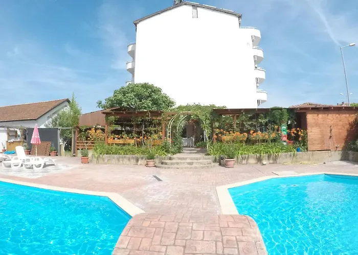 Alba Family Club 普里莫尔斯科