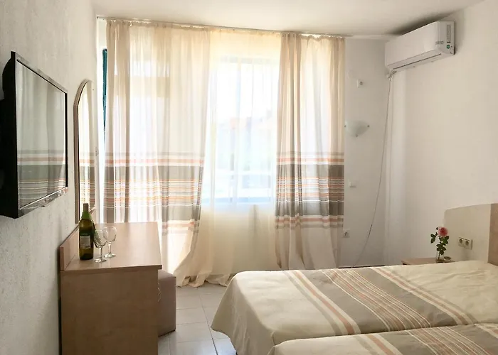 酒店 Alba Family Club