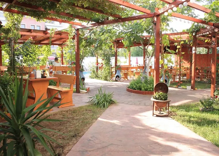 Alba Family Club 酒店 2*